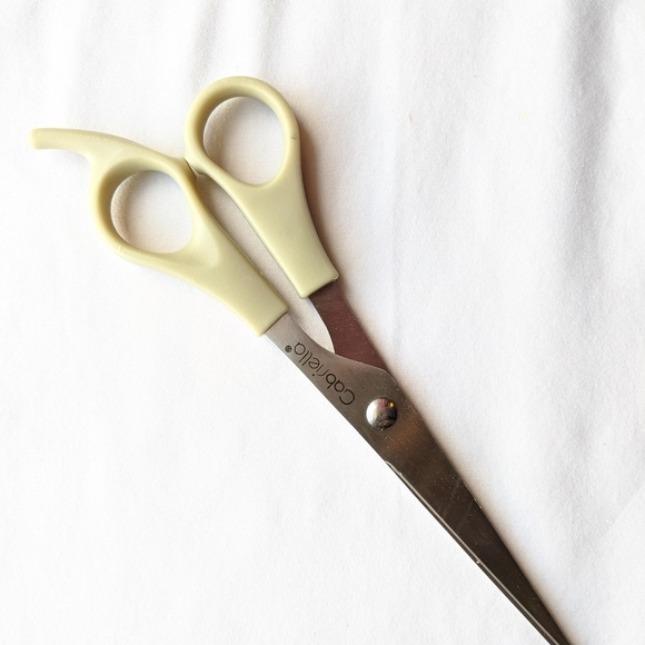 Scissors - Picture 2 of 3